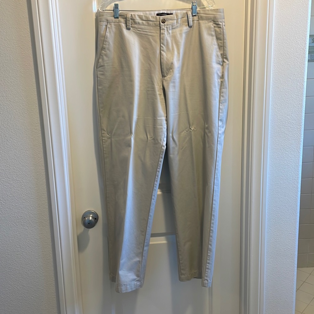 Dockers D3 khakis size 36x32